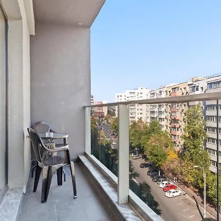 Aquarius: Upscale Flat In The Heart Of Bucharest! Appartement