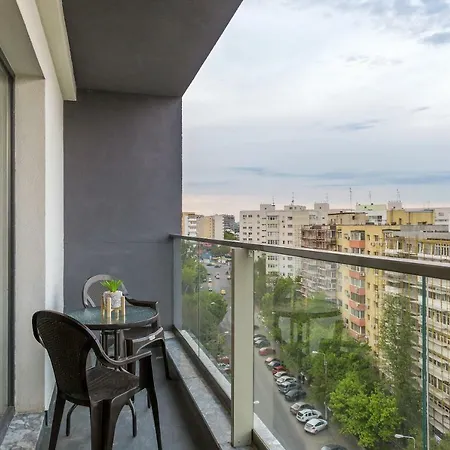 Aquarius: Upscale Flat In The Heart Of Bucharest! Bucarest