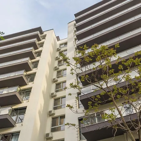 Aquarius: Upscale Flat In The Heart Of Bucharest! Appartement