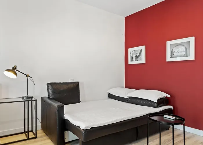 Aquarius: Upscale Flat In The Heart Of Bucharest! *