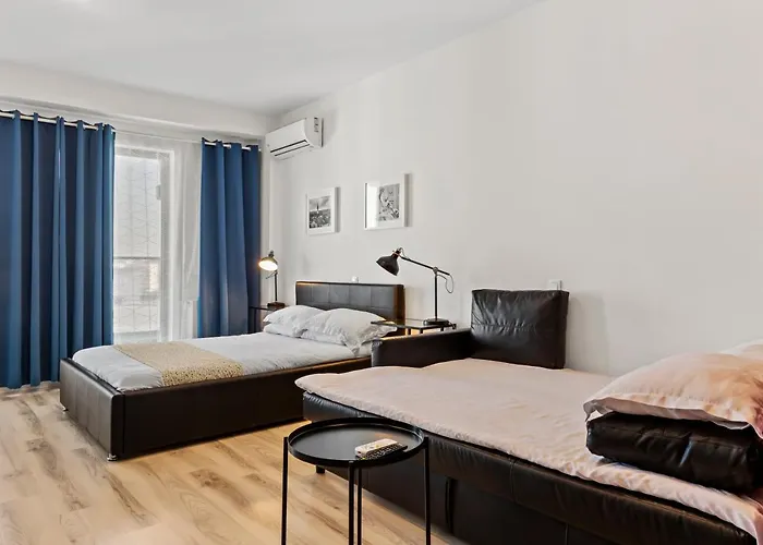 Aquarius: Upscale Flat In The Heart Of Bucharest! * بوخارست