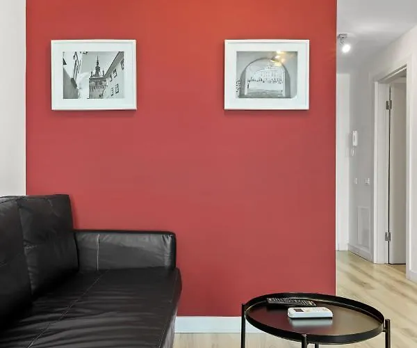 Aquarius: Upscale Flat In The Heart Of Bucharest! شقة بوخارست