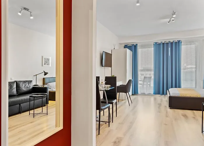 Aquarius: Upscale Flat In The Heart Of Bucharest! * Бухарест