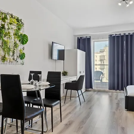 Aquarius: Upscale Flat In The Heart Of Bucharest! *