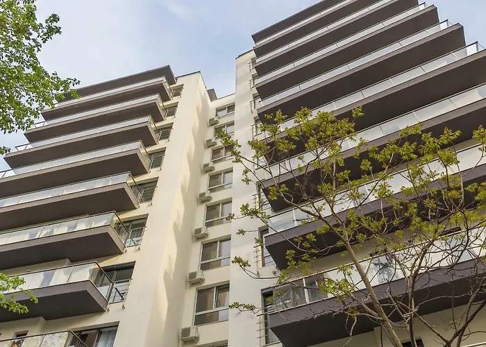 Aquarius: Upscale Flat In The Heart Of Bucharest! Appartamento