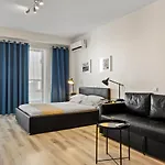 Aquarius: Upscale Flat In The Heart Of Bucharest! Апартаменти